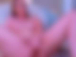 Live cam show with Sellenna - Young Adult on slutload