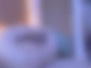 Live cam show with Sellenna - Ass Bouncing on crypto-cams