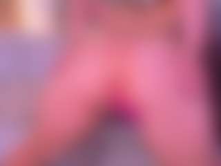 Sellenna's Live Sex Cam Show