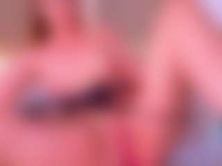 Live cam show with Sellenna - Tease Blonde Hair on justonemore.cc