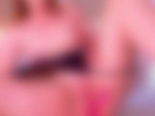 Live cam show with Sellenna - Striptease Young Adult on Camsoda