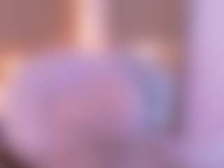 Live cam show with Sellenna - Smoking on Fapmatic.com
