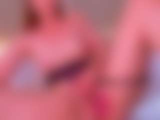 Live cam show with Sellenna - Foot Fetish on LiveSexCams6
