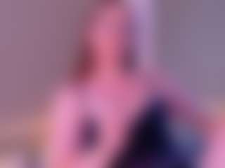 Live cam show with Sellenna - Blowjob on Camsoda