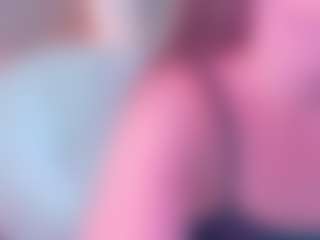 Live-Cam-Show mit Sellenna - Striptease auf Camsoda