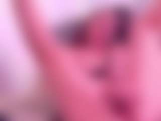 Live cam show with Sellenna - Squirt White on Camsoda | netherlands