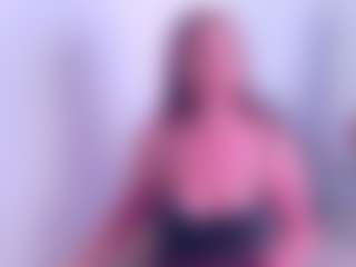 Live cam show with Sellenna - Blonde Hair on https://playwithruby.com