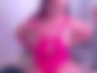 Live cam show with Sellenna - Anal Brown Hair on Camsoda