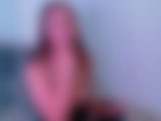 Live cam show with Sellenna - Smoking on infinitiblacc.com