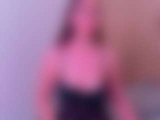 Live cam show with Sellenna - Blonde Hair Dildo on livesuperchat.net