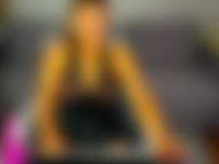 Shakira's Live Sex Cam Show
