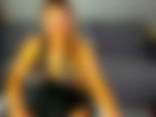 Shakira's Live Sex Cam Show