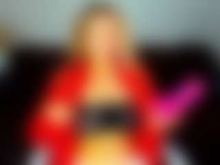 Shakira's Live Sex Cam Show