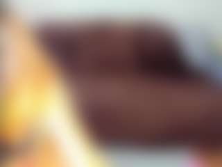 Live cam show with Shakira - Fingering on Mixed Magazine Live
