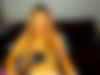 Shakira's Live Sex Cam Show