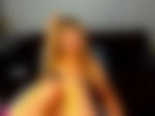 Shakira's Live Sex Cam Show