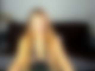 Shakira's Live Sex Cam Show