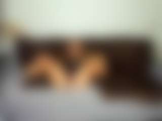 Shakira's Live Sex Cam Show