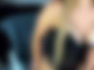 Shakira's Live Sex Cam Show