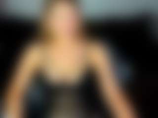 Shakira's Live Sex Cam Show