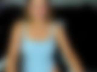 Live cam show with Shakira - Cute on hrnylive.com