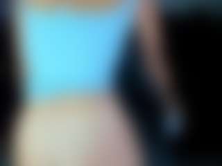 Live cam show with Shakira - Body Massage on CamSodaAdn