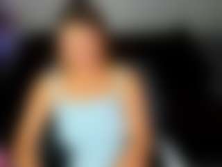 Live cam show with Shakira - New Spank on boobsie.com