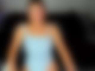 Live cam show with Shakira - New Bedroom on ObeyMaria
