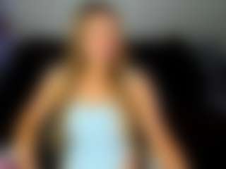 Shakira's Live Sex Cam Show