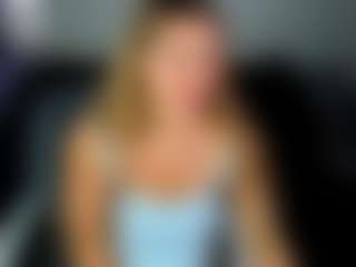 Live cam show with Shakira - Natural on Pornisteam.com