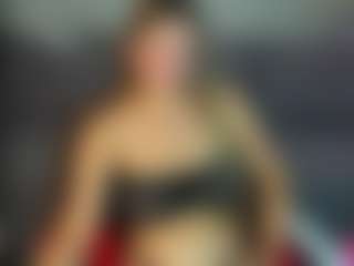 Shakira's Live Sex Cam Show