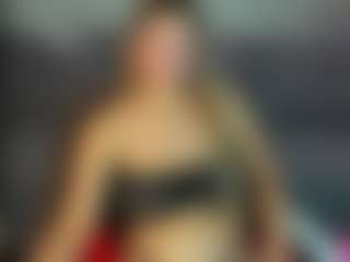 Shakira's Live Sex Cam Show