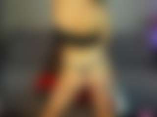 Shakira's Live Sex Cam Show