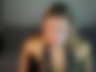 Shakira's Live Sex Cam Show