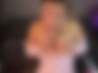 Live cam show with Shakira - Cute on Camsoda
