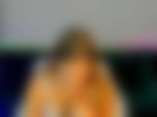 Shakira's Live Sex Cam Show