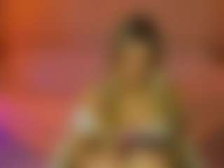 Live cam show with Shakira - Cowgirl on Camsoda