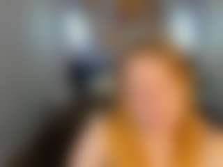 Live cam show with Sophia - Upskirt on PervPlay.com