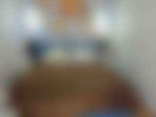 Live cam show with Sophia - New White on SmokeAndPoke