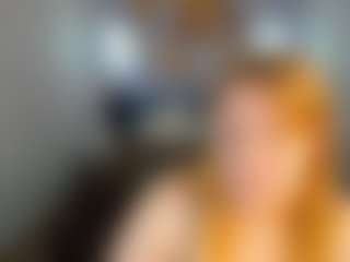 Live cam show with Sophia - Upskirt on Adult Interactions