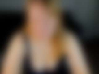 Live cam show with Sophia - Red Hair Shaved Pussy on slutload