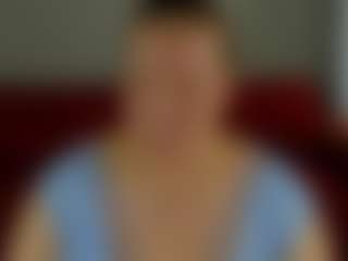 Live cam show with Sophia - Blue Eyes on livesuperchat.net