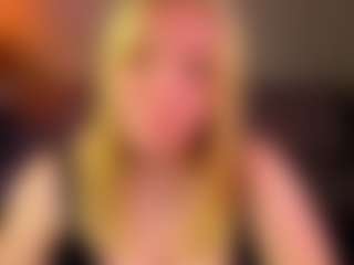 Live cam show with Sophia - Red Hair on Stripli.com