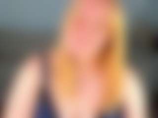 Live cam show with Sophia - Red Hair on SquirtSoMuch