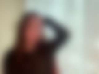 Live cam show with Lora - Big Tits on livesuperchat.net