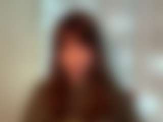 Live cam show with Lora - Bedroom on Chatstar