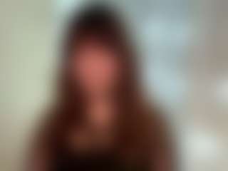 Lora's Live Sex Cam Show