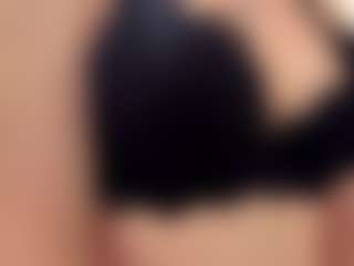 Live cam show with VivianHerdon - Bedroom on SpankPalCams