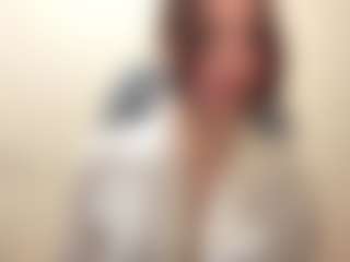 Live cam show with VivianHerdon - Shaved Pussy on Fling VIP Chat
