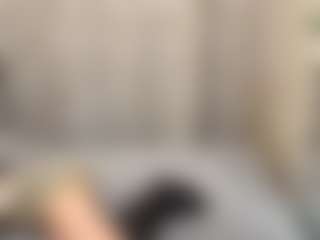 Live cam show with VivianHerdon - Granny Squirt on liverealitysex.com